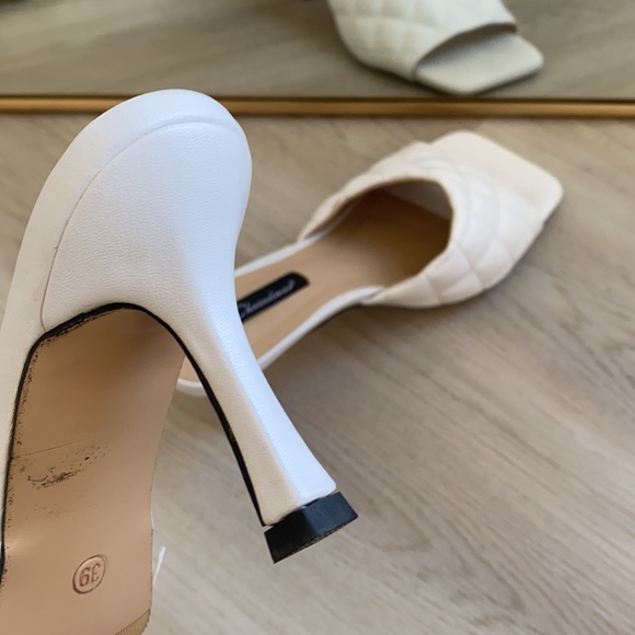 Quilted Heels - Picture 4 of 4